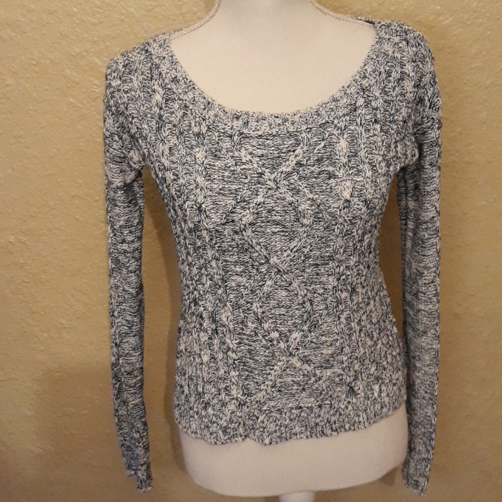 Love by design navy white sweater Small